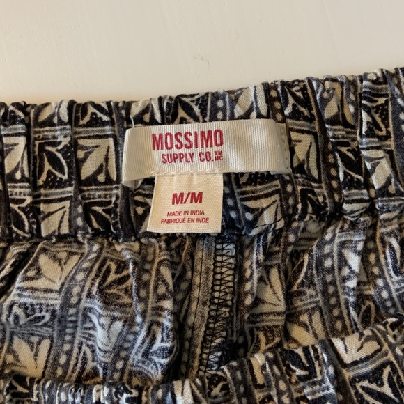 Patterned flowy shorts - Picture 3 of 3